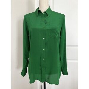 Worthington 100% Silk Green Buttondown Medium